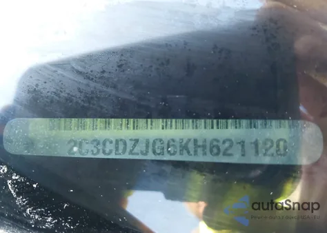 2019 Dodge Challenger Gt z USA, uszkodzony, nr VIN 2C3CDZJG6KH621120